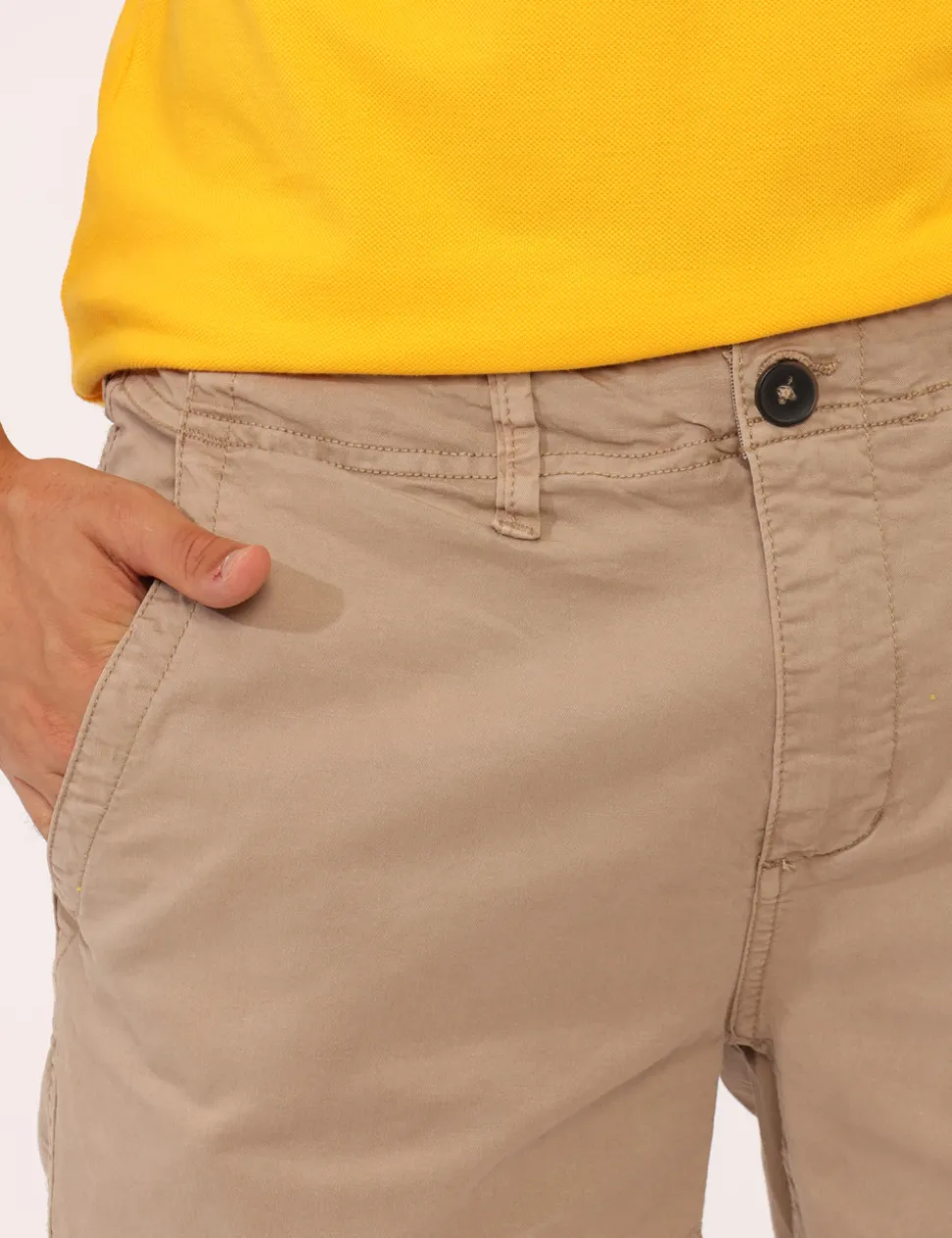 Bermuda Aeronautica Italiana Beige