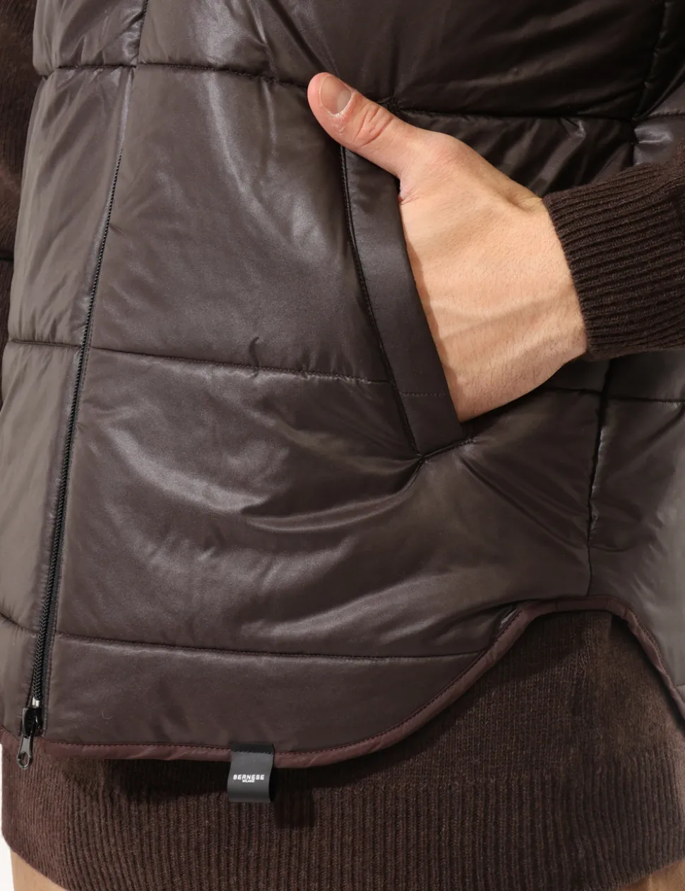 Piumino smanicato Bernese Marrone